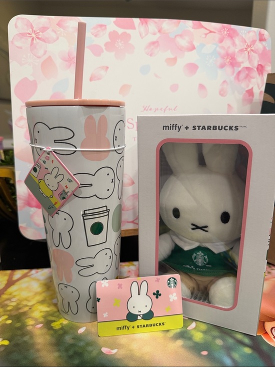 Starbucks Other - Starbucks x Miffy Gift Set 26oz tumbler & Miffy plush w/ Pink and Green Accents